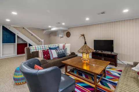 2215 Devonshire Rd, Ann Arbor, MI 48104 photo 30