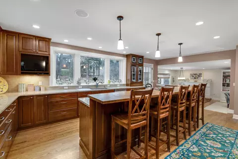 2215 Devonshire Rd, Ann Arbor, MI 48104 photo 12