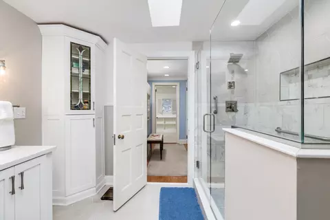 2215 Devonshire Rd, Ann Arbor, MI 48104 photo 25