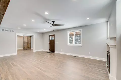 118 N Harvey Ave, Jackson, MI 49201 photo 9