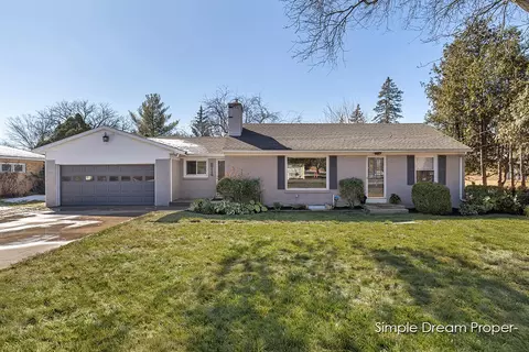 2714 Cascade Rd SE, East Grand Rapids, MI 49506