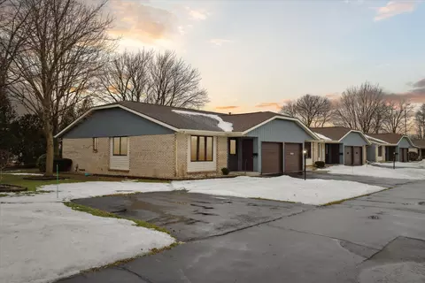 3170 Beechnut Ln #18, Hudsonville, MI 49426