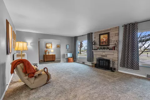 1990 W High St, Jackson, MI 49203 photo 5