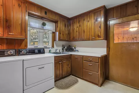 1990 W High St, Jackson, MI 49203 photo 11
