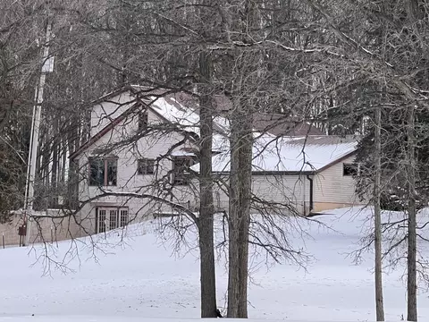 6510 Quackenbush Rd, Reading, MI 49274 photo 2