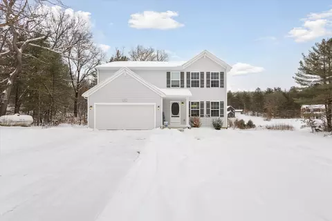 1693 Ryan Woods Dr, Allegan, MI 49010
