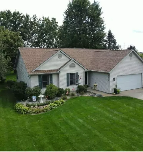 22023 Bluebird Ave, Mattawan, MI 49071