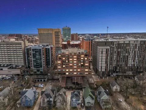 505 E Huron St #403, Ann Arbor, MI 48104