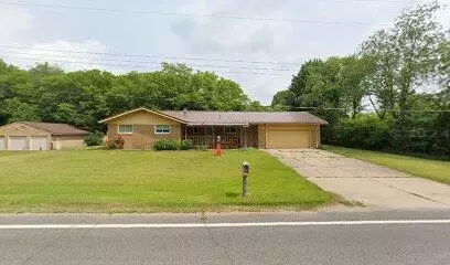 1256 Duck Lake Rd, Muskegon, MI 49445