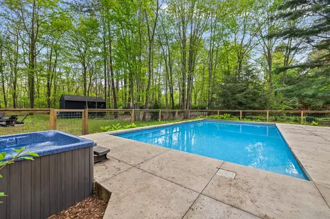7510 Harbert Rd, Harbert, MI 49115 photo 37