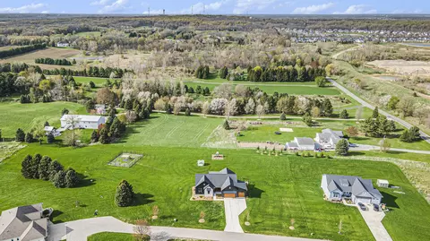 10431 Eastern Ave SE, Wayland, MI 49348