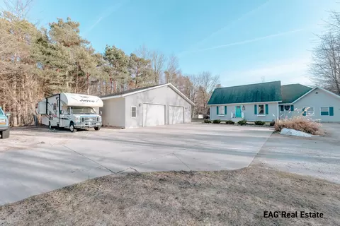1945 E Pontaluna Rd, Spring Lake, MI 49456