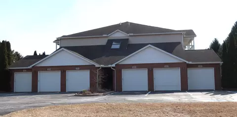 202 Cherry Lane Dr, Milan, MI 48160
