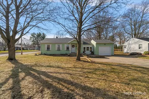 3402 Prairie St SW, Grandville, MI 49418