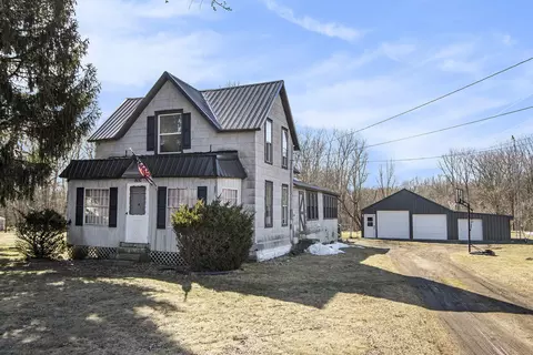 57828 65 12 St, Hartford, MI 49057