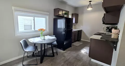 709 Bennett St, Jackson, MI 49202 photo 16
