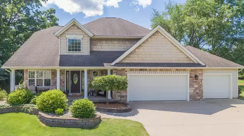 25080 Silver Oaks Blvd, Mattawan, MI 49071