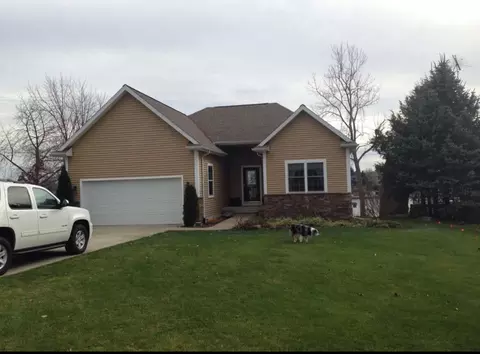 14163 Grandview Ct, Cement City, MI 49233