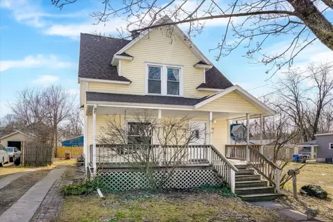 456 Clinton Ave, Kalamazoo, MI 49001