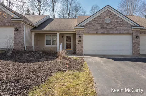 3843 Old Elm Dr SE, Kentwood, MI 49512