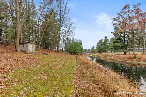 1872 E Shane Dr, Bitely, MI 49309 photo 24