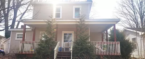 312 Washington St, Nashville, MI 49073