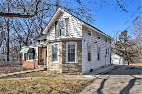 1300 River St, Three Rivers, MI 49093 photo 3