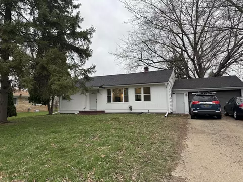 5142 Mount Olivet Rd, Kalamazoo, MI 49004