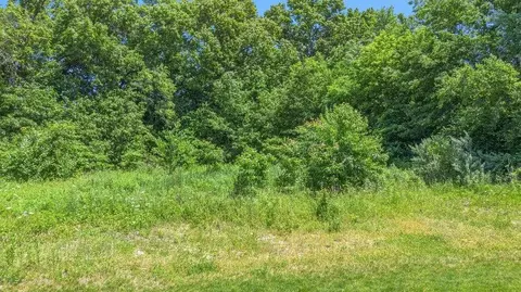 hidden hills dr, Niles, MI 49120