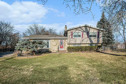 1731 Gerda St SE, Grand Rapids, MI 49508