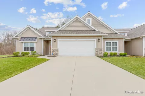 6654 Creekside View Dr SE, Grand Rapids, MI 49508