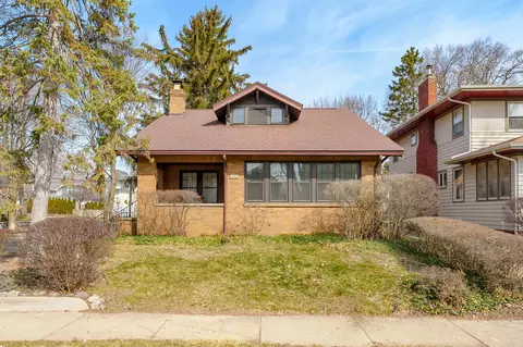 1342 W Maple St, Kalamazoo, MI 49008
