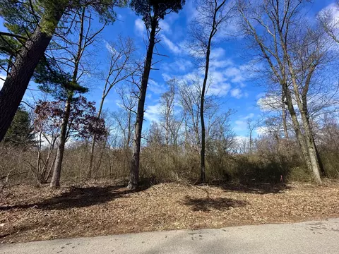 Gesh Trail, Saugatuck, MI 49453