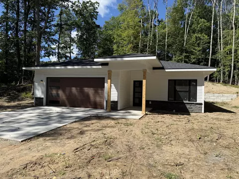 11300 Apache Wells Ct, Stanwood, MI 49346