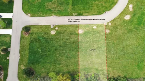 3 Catamaran Ct, Cassopolis, MI 49031
