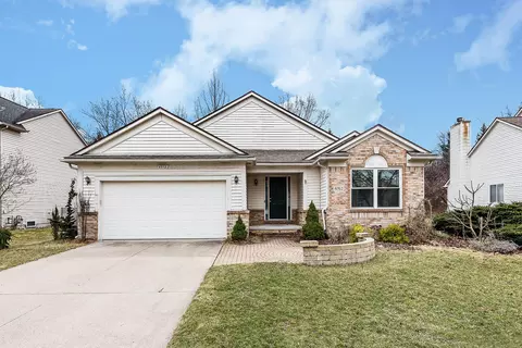 4312 Woodstream Dr, Ypsilanti, MI 48197