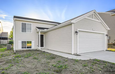 8797 E Sturtevant Ave, Richland, MI 49083