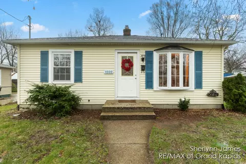 4300 Colby Ave SW, Wyoming, MI 49509