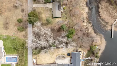 Vl Willows, Spring Lake, MI 49456 photo 5
