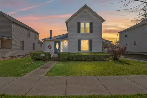 125 Budlong St, Hillsdale, MI 49242