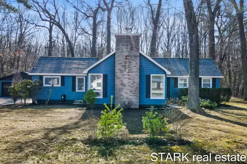 2590 Holton Rd, Muskegon, MI 49445