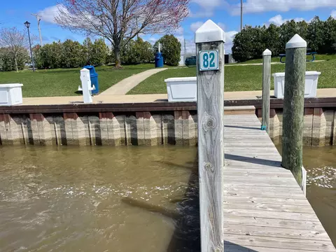 398 Anchors Way #82S, St. Joseph, MI 49085