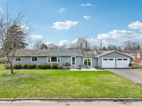 2940 Oakdale Dr, Ann Arbor, MI 48108