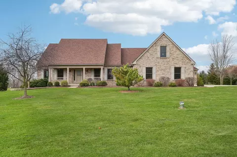 10330 Timber Ridge Dr, Milan, MI 48160