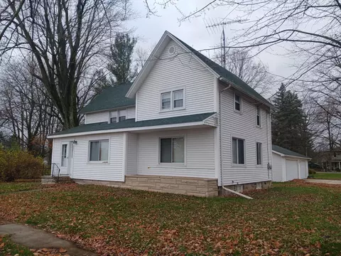 827 N Main St, Tekonsha, MI 49092