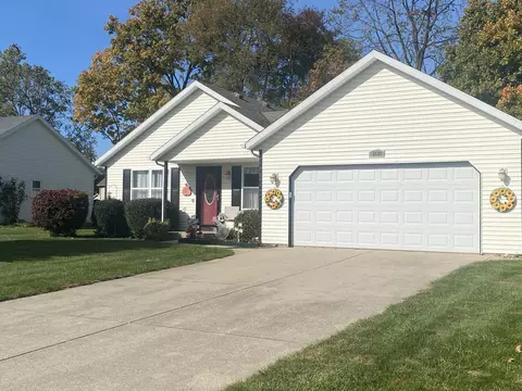 2660 Arrowwood Ln, Kalamazoo, MI 49004