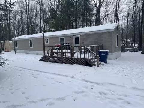 2810 Ashcroft Dr, Lake, MI 48632