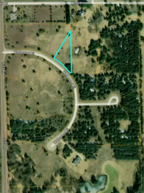 lot Apt 4 Wedgewood Ct, Cadillac, MI 49601