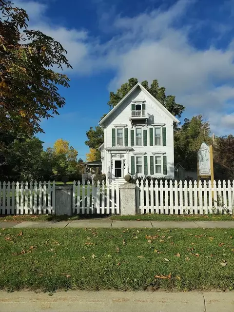 5774 Main Street St, Lexington, MI 48450