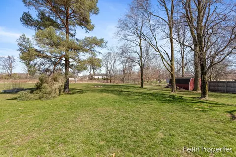 5913 E Tupper Lake Rd, Sunfield, MI 48890 photo 15